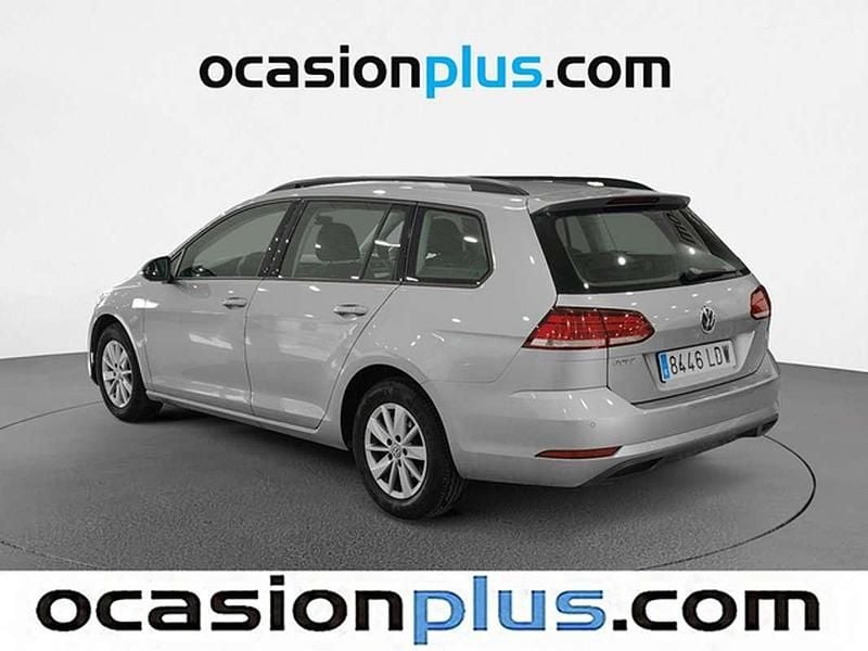 Usado VW Golf VII Edition 116 CV (85 kW) 2020 Gris plata Familiar