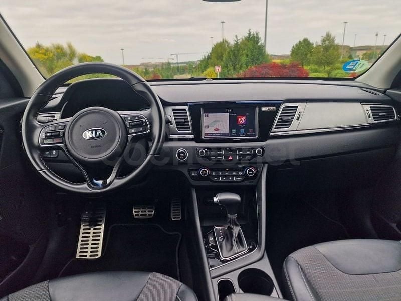 Usado Kia Niro 141 CV (103 kW) 2018 Azul SUV