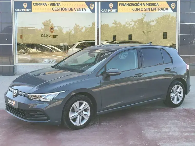 Usado VW Golf VII Advance 150 CV (110 kW) 2020 Gris / plata Berlina