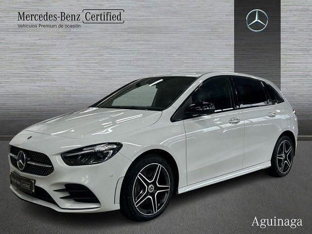 Usado Mercedes B250e AMG line 218 CV (160 kW) 2024 Blanco digital Monovolumen