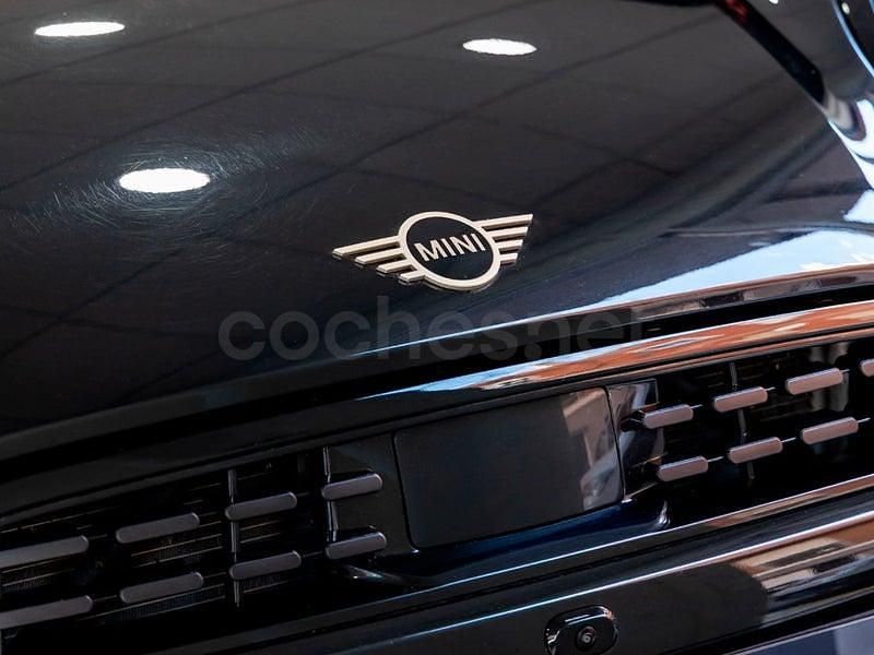 Usado Mini Cooper 114 kW (156 CV) 2025 Negro Utilitario