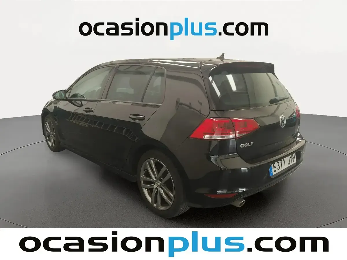 Usado VW Golf VII Sportline 110 CV (80 kW) 2017 Negro Berlina