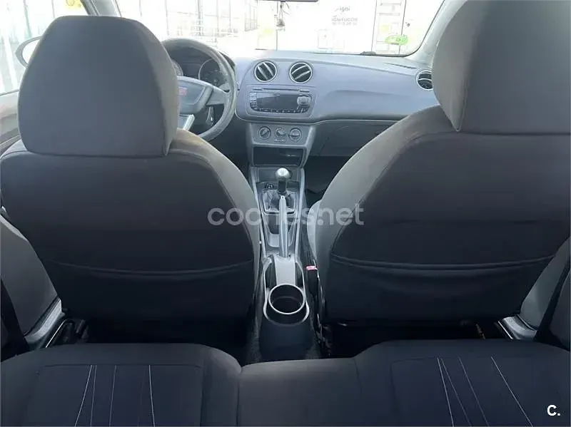 Usado Seat Ibiza Copa 70 CV (51 kW) 2012 Blanco Berlina