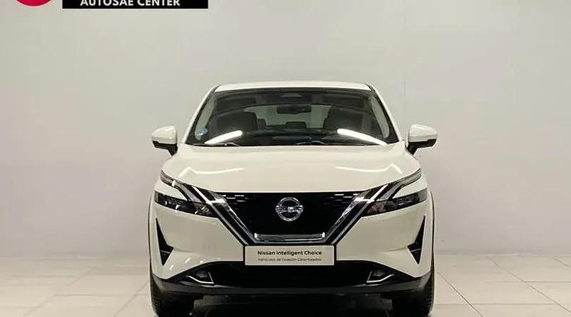 Usado Nissan Qashqai 140 CV (102 kW) 2022 Sapporo white (sólido) SUV