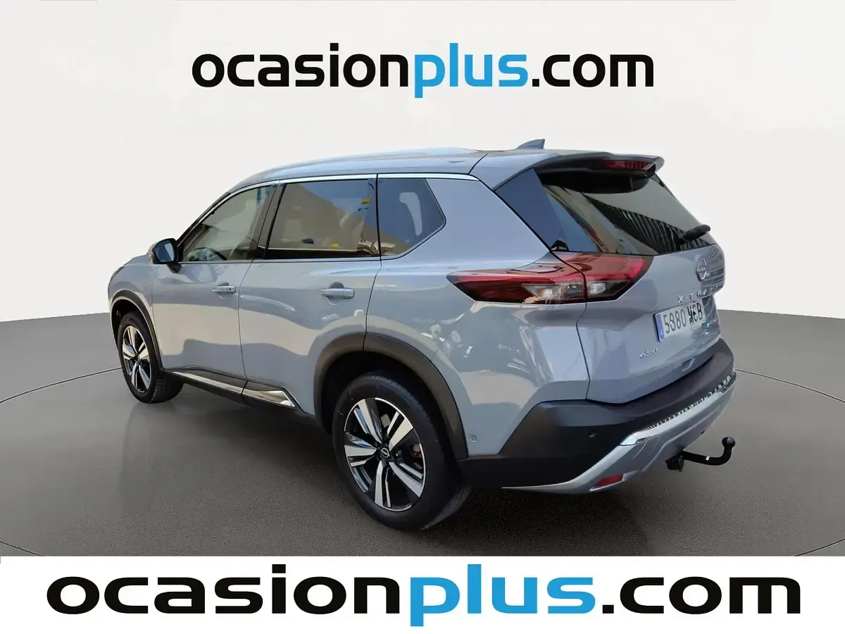 Usado Nissan X-Trail Tekna 213 CV (156 kW) 2022 Gris SUV