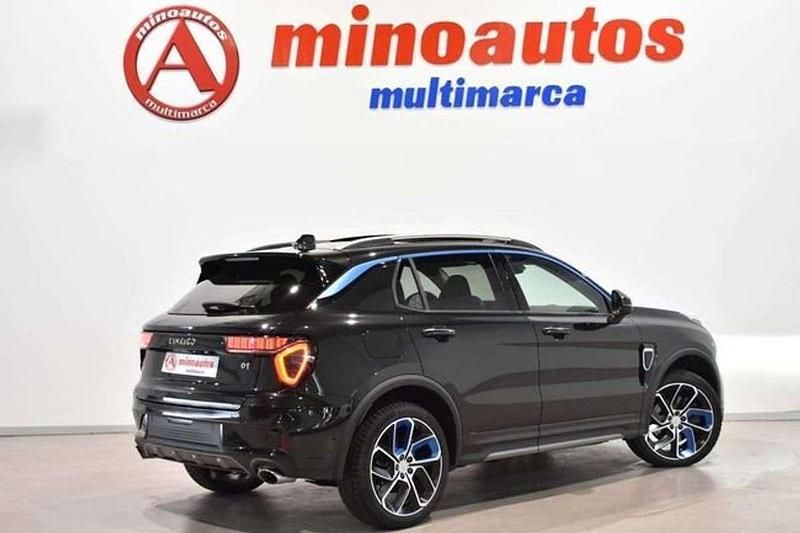 Usado Lynk & Co 01 261 CV (191 kW) 2023 Negro SUV