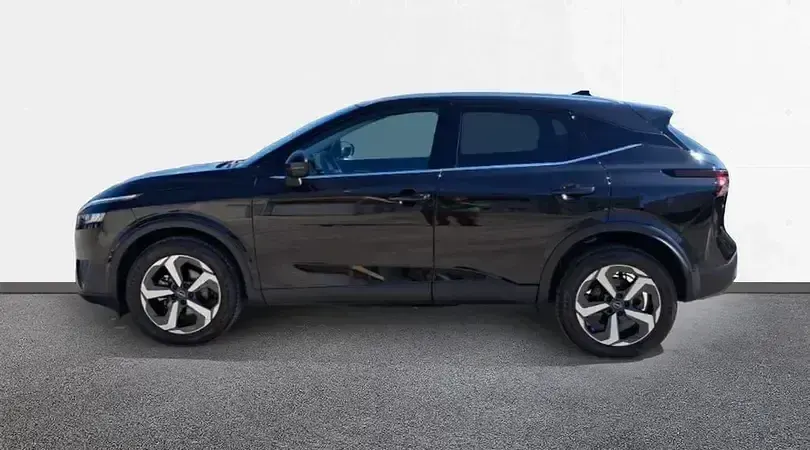 Usado Nissan Qashqai N-Connecta 140 CV (102 kW) 2024 Midnight black (metalizado) SUV