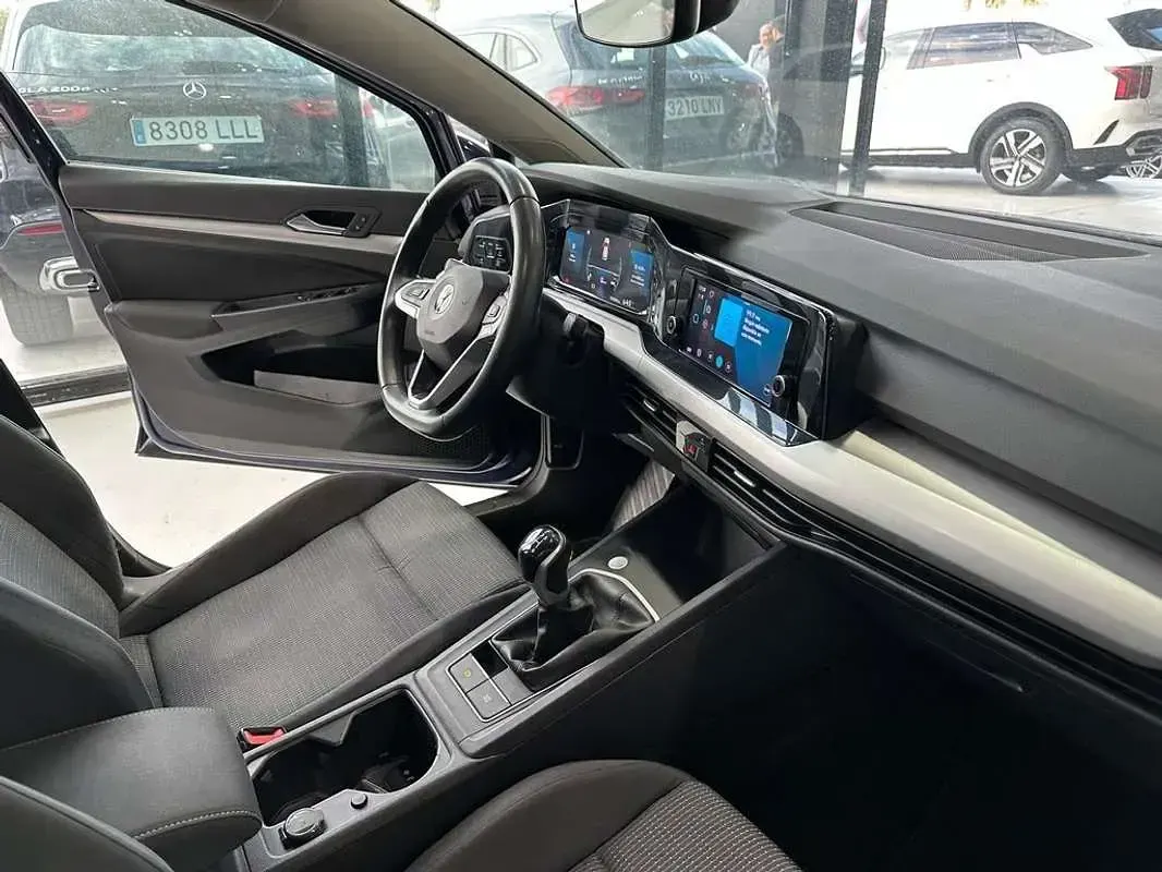Usado VW Golf VIII 116 CV (85 kW) 2022 Azul Utilitario
