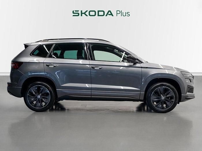 Usado Skoda Karoq SportLine 150 CV (110 kW) 2024 Gris SUV