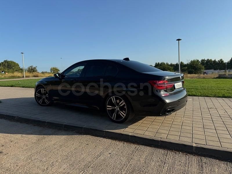 Usado BMW 740 Comfort Edition 320 CV (235 kW) 2016 Negro Berlina