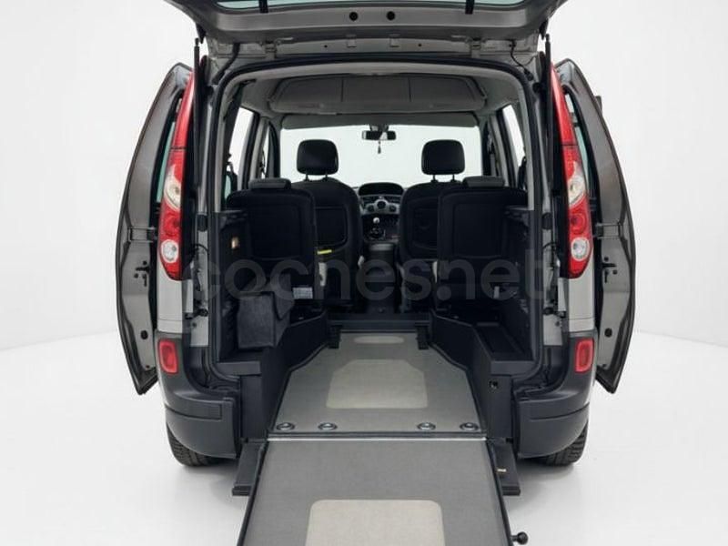 Usado Renault Kangoo Expression 85 CV (62 kW) 2011 Beige Monovolumen