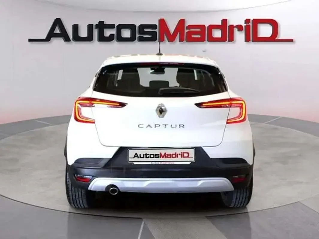 Usado Renault Captur Evolution 101 CV (74 kW) 2023 Blanco SUV