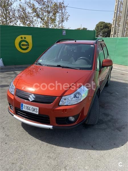 Usado Suzuki SX4 GL 120 CV (88 kW) 2009 Rojo SUV