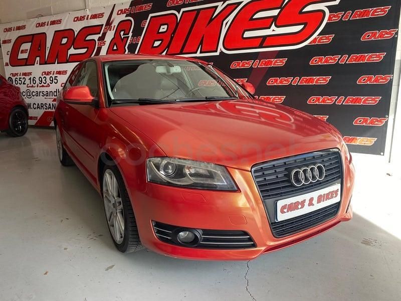 Usado Audi A3 Ambiente 125 CV (91 kW) 2009 Naranja Berlina