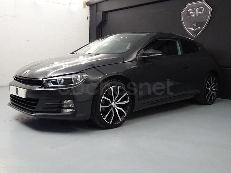 Usado VW Scirocco R-line 125 CV (91 kW) 2016 Gris / plata Coupe