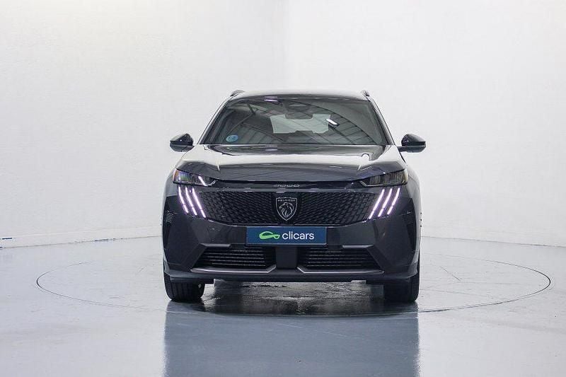 Usado Peugeot 5008 Allure 136 CV (100 kW) 2025 Gris SUV