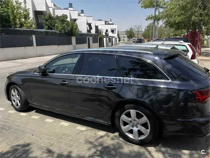 Usado Audi A6 150 CV (110 kW) 2016 Negro Familiar