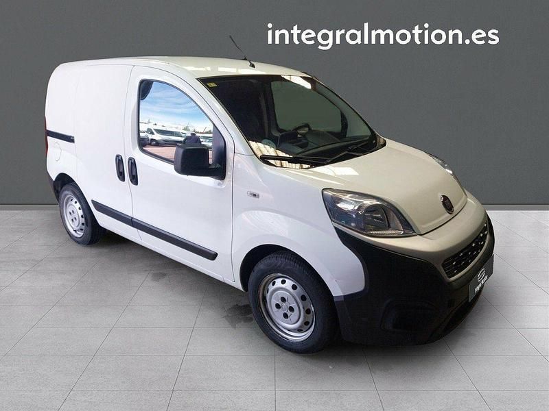 Usado Fiat Fiorino 93 CV (68 kW) 2020 Blanco Monovolumen
