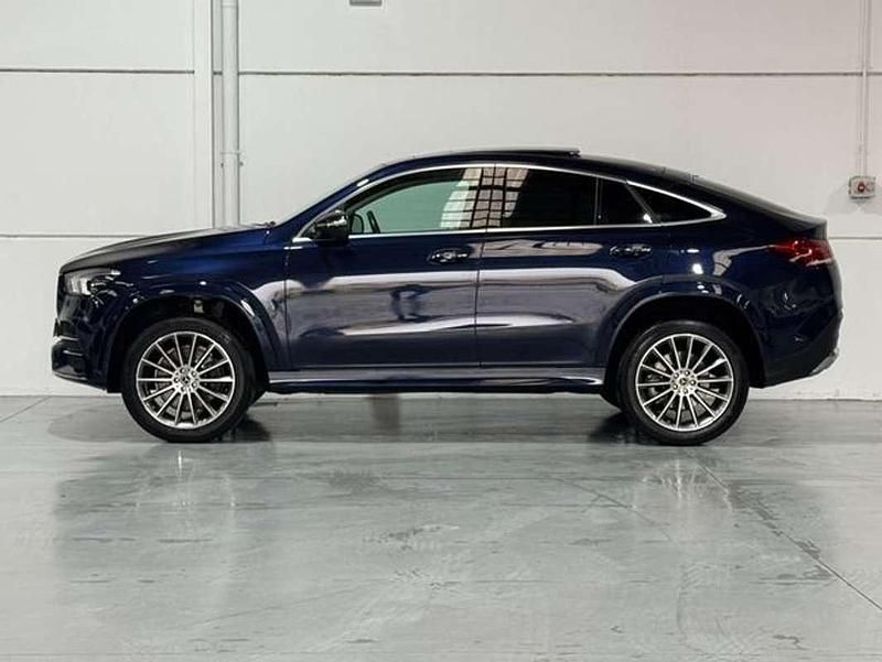 Usado Mercedes GLE300 272 CV (200 kW) 2023 Azul Coupe
