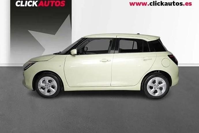 Usado Suzuki Swift 83 CV (61 kW) 2025 Utilitario