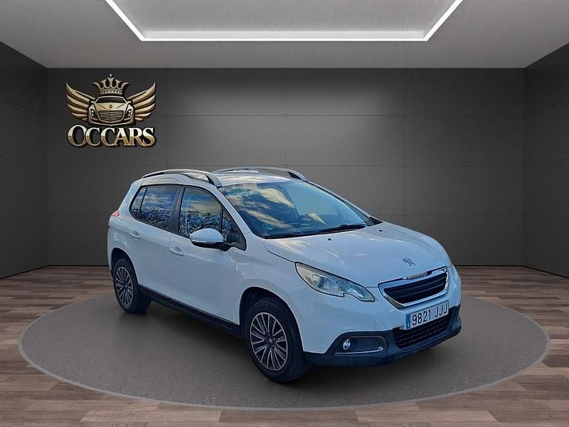 Usado Peugeot 2008 Allure 82 CV (60 kW) 2015 Blanco SUV