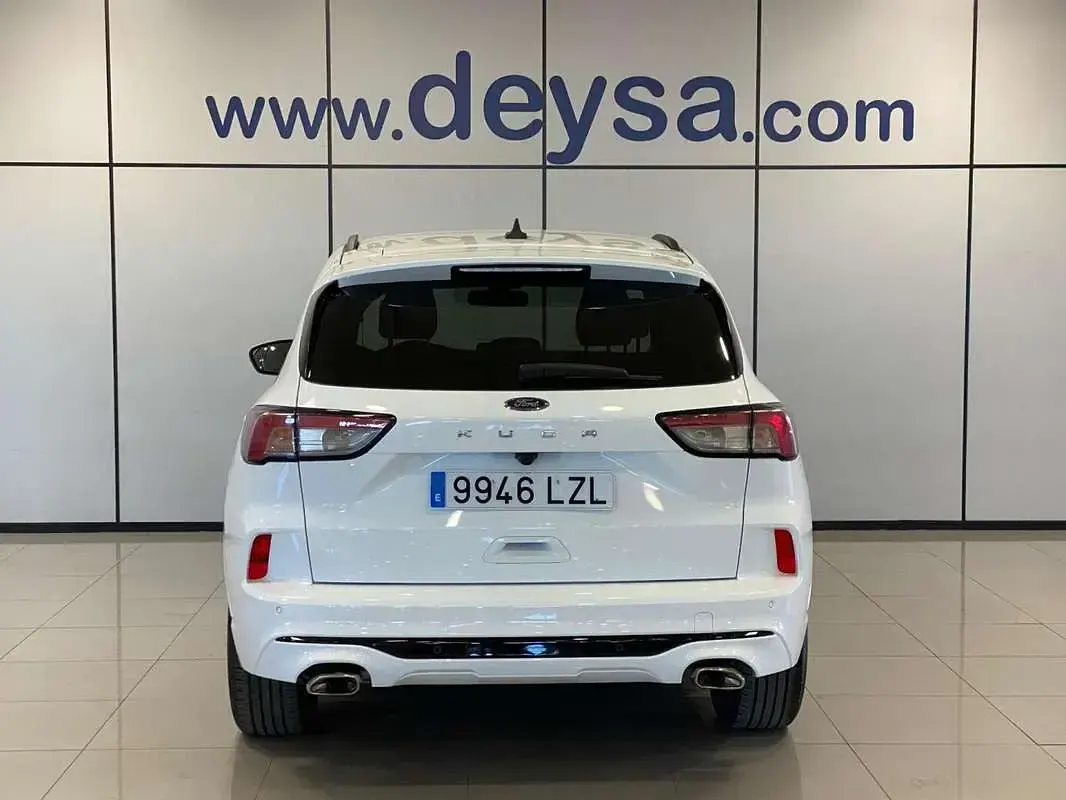 Usado Ford Kuga ST-Line 120 CV (88 kW) 2022 Blanco SUV
