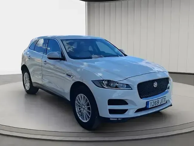 Usado Jaguar F-Pace Pure 180 HP (132 kW) 2016 Bege SUV