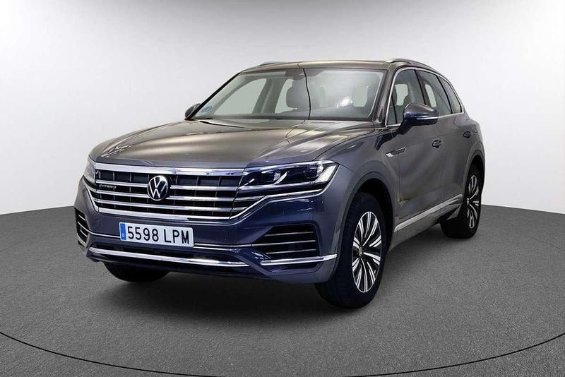Gris Usado 2021 VW Touareg Elegance SUV | 43.720 € (Precio justo) - Imagen 1/4