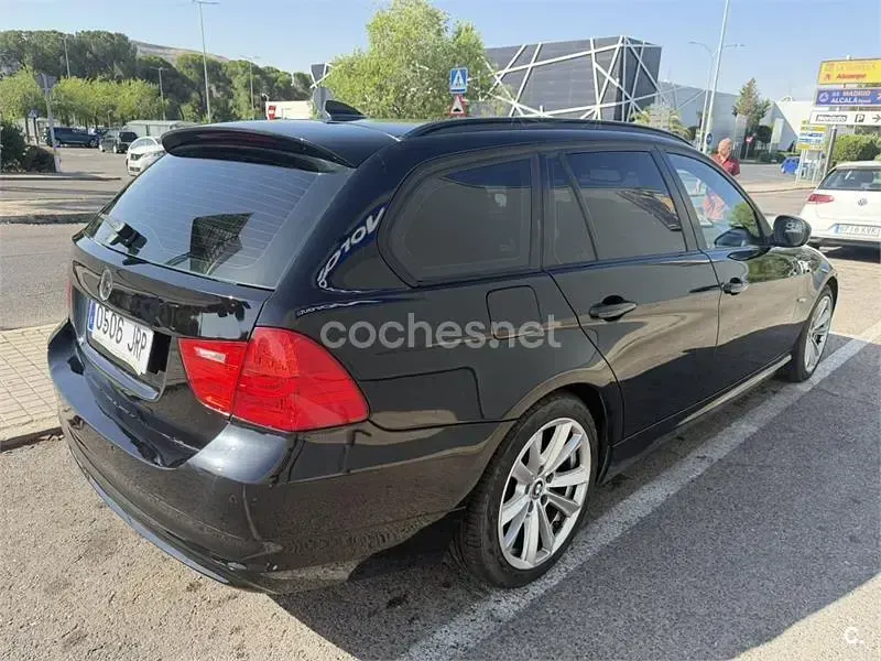 Usado BMW 320 Efficient Dynamics 163 CV (119 kW) 2012 Negro Familiar