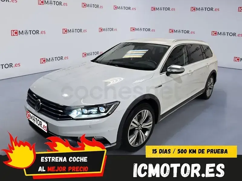 Usado VW Passat Alltrack 150 CV (110 kW) 2016 Blanco Familiar