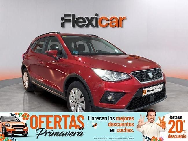 Usado Seat Arona Ecomotive 95 CV (69 kW) 2017 Rojo SUV