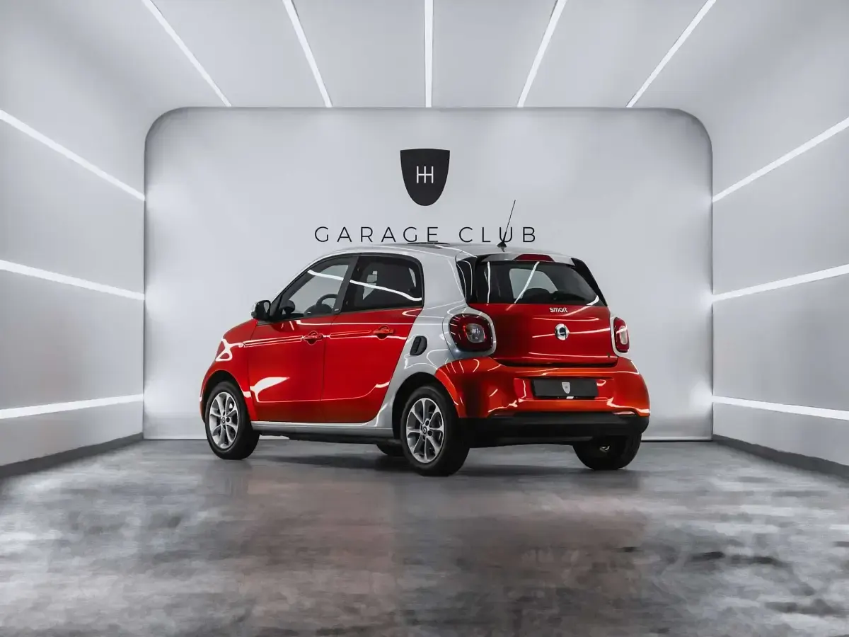 Usado Smart ForFour Passion 90 CV (66 kW) 2016 Rojo Utilitario