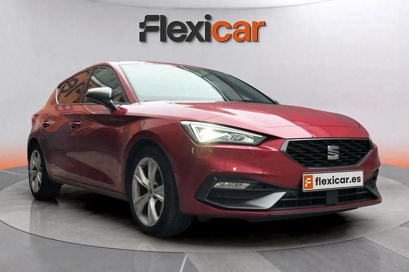 Rojo Usado 2020 Seat Leon FR Berlina | 14.990 € (Buen precio) - Imagen 1/4