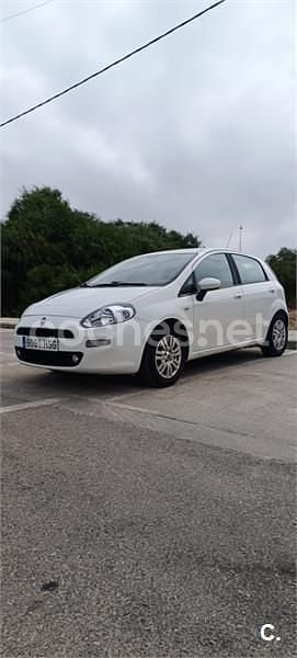 Blanco Usado 2013 Fiat Punto Easy Utilitario | 5500 € (Un poco caro) - Imagen 1/4
