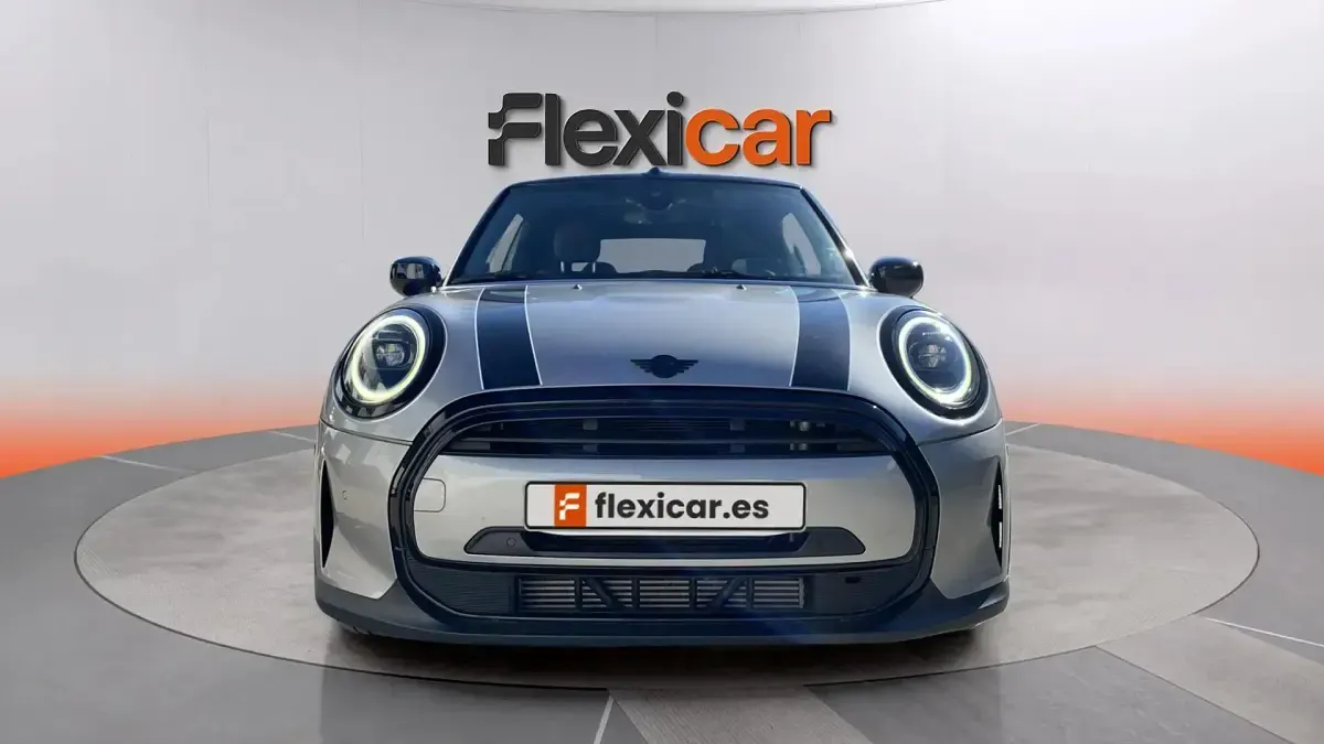 Usado Mini Cooper 135 kW (184 CV) 2023 Gris Utilitario