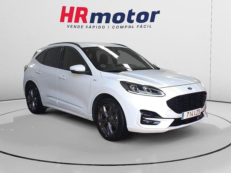 Usado Ford Kuga ST-Line 151 CV (111 kW) 2022 Blanco SUV