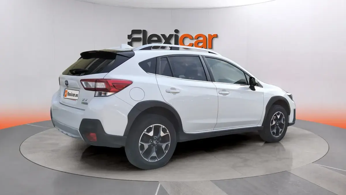 Usado Subaru XV 114 CV (83 kW) 2019 Blanco SUV