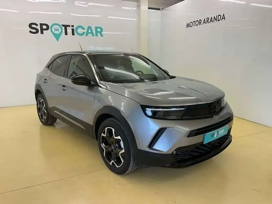 Usado Opel Mokka Ultimate 136 CV (100 kW) 2025 Gris / plata SUV
