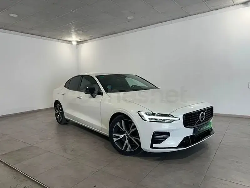Usado Volvo S60 Core 197 CV (144 kW) 2022 Blanco Berlina