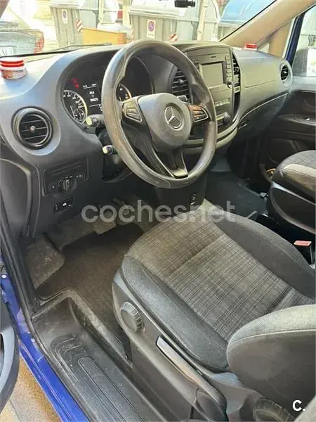Usado Mercedes V200 Marco Polo 136 CV (100 kW) 2016 Azul Monovolumen