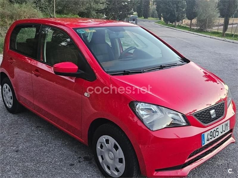 Usado Seat Mii Style 60 CV (44 kW) 2015 Rojo Utilitario