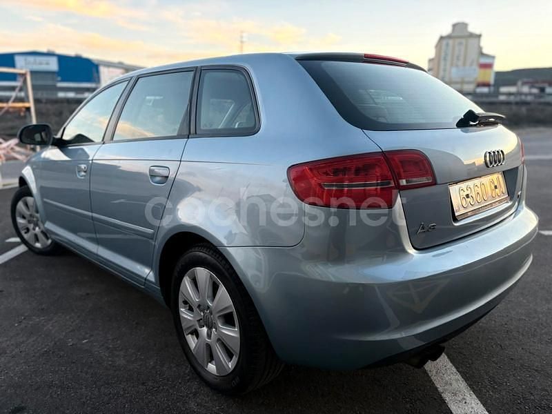 Usado Audi A3 Ambiente 160 CV (117 kW) 2008 Azul Berlina