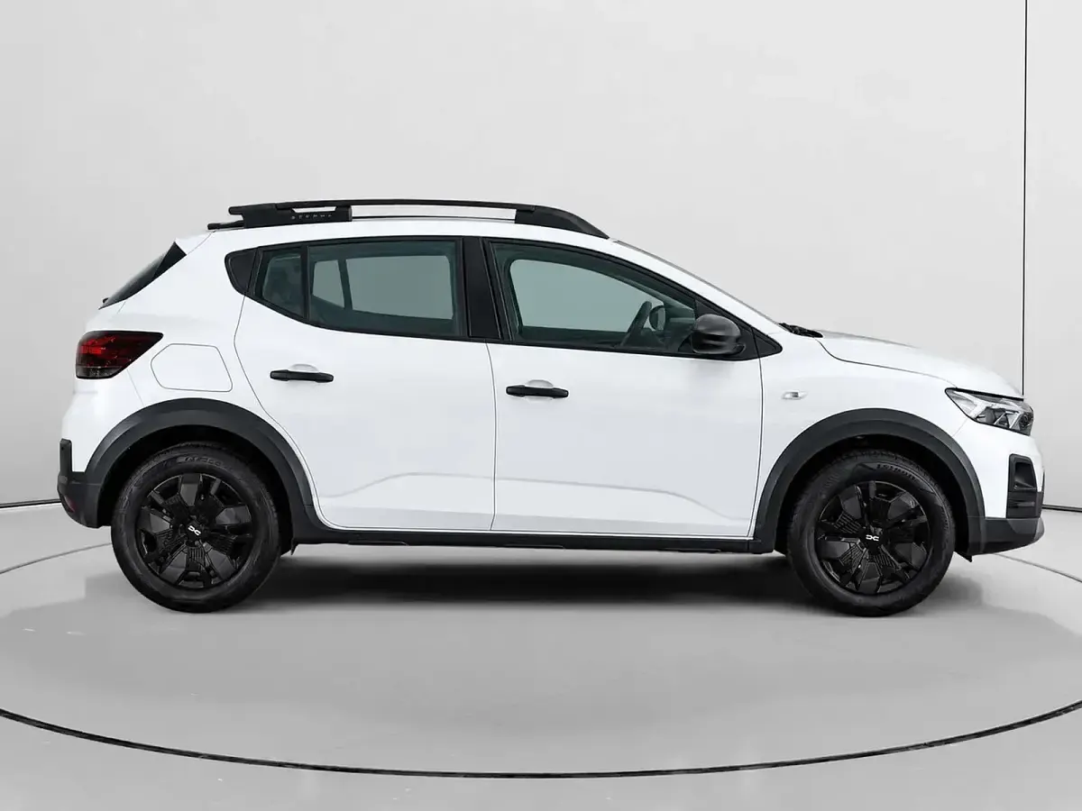 Nuevo Dacia Sandero Essentiel 122 CV (89 kW) 2026 Blanco Utilitario