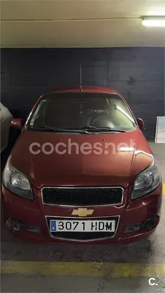 Usado Chevrolet Aveo LS 84 CV (61 kW) 2011 Rojo Berlina