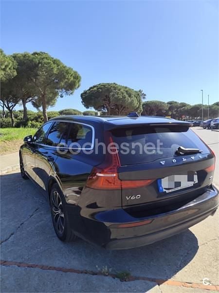 Begagnad Volvo V60 150 HK (110 kW) 2019 Svart Kombi