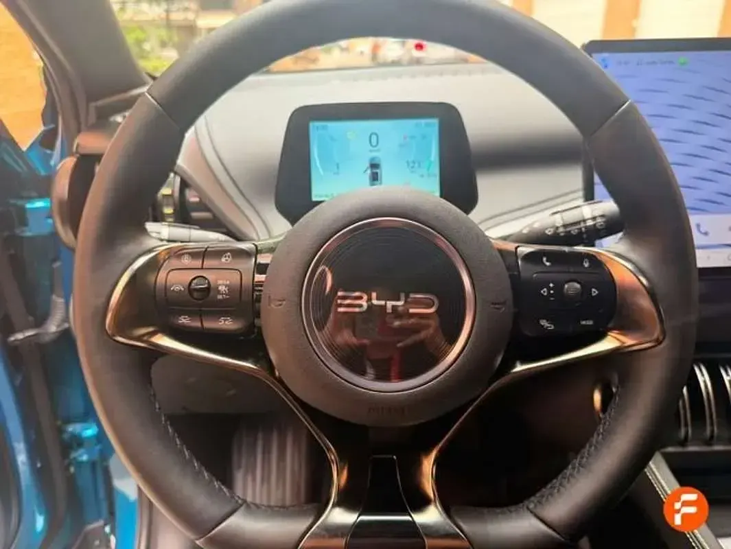 Usado BYD Atto 3 Design 150 kW (204 CV) 2025 Azul SUV