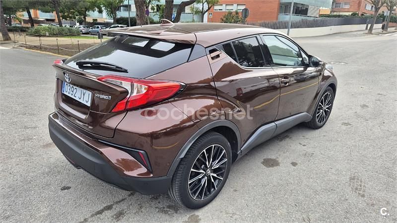 Usado Toyota C-HR Plus 122 CV (89 kW) 2017 Marrón SUV