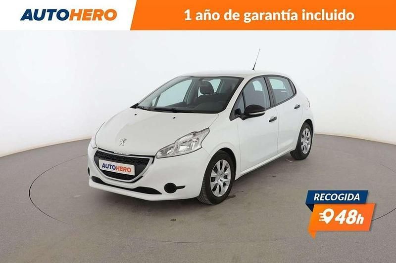 Blanco Usado 2015 Peugeot 208 Business-Line Utilitario | 7299 € (Precio justo) - Imagen 1/3