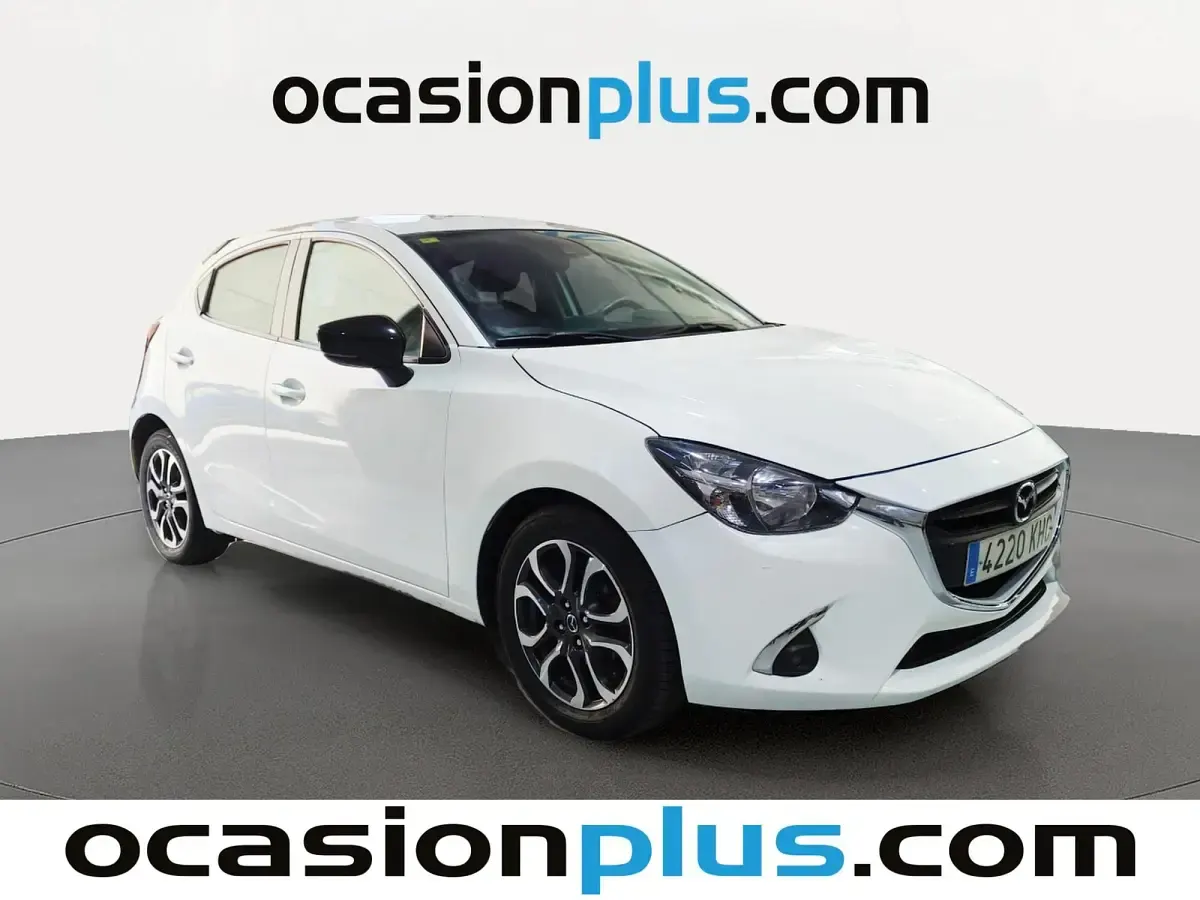 Usado Mazda 2 Luxury 90 CV (66 kW) 2018 Blanco Utilitario