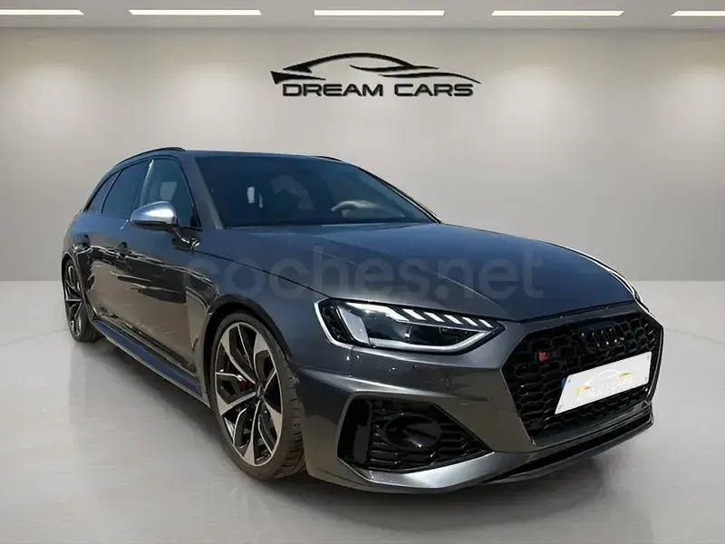 Usado Audi RS4 Ambiente 450 CV (330 kW) 2020 Gris / plata Familiar